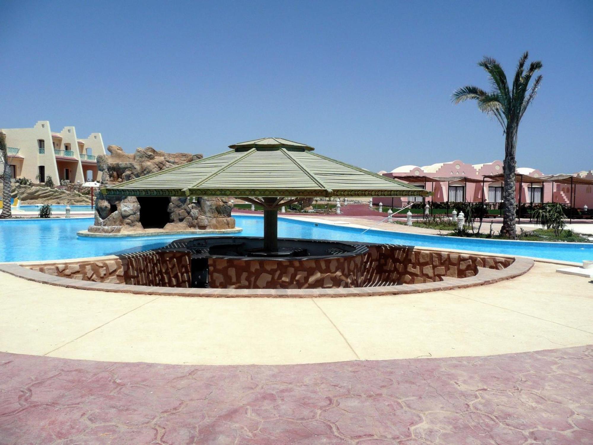 Onatti Beach Resort El Qoseir Esterno foto