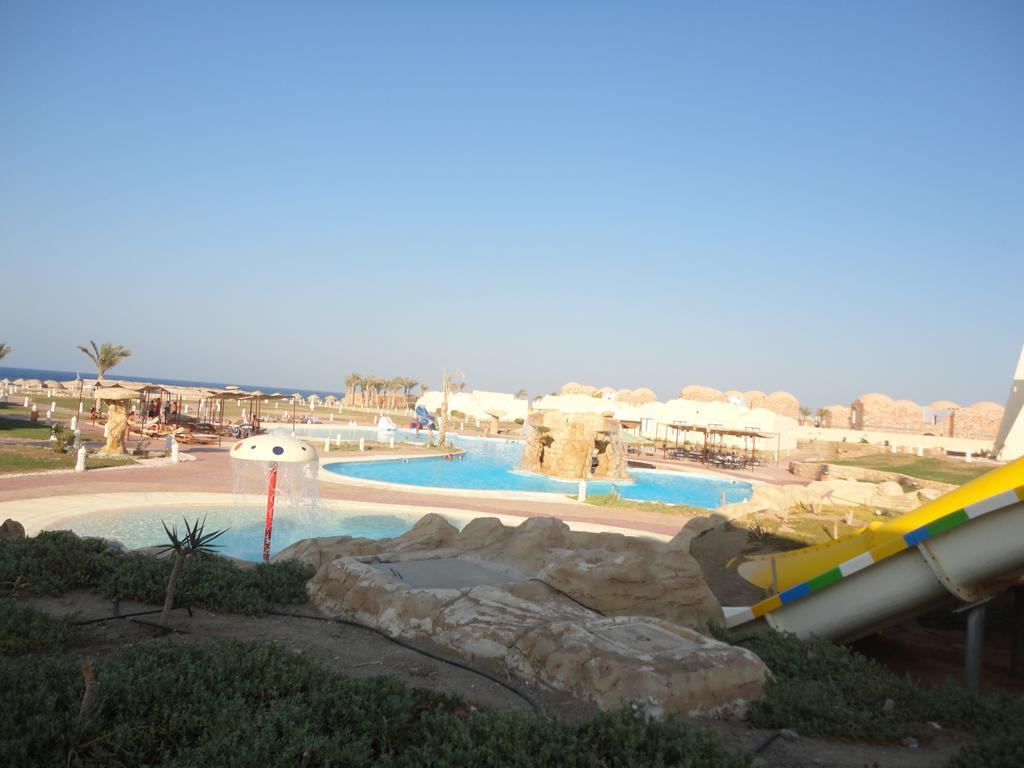Onatti Beach Resort El Qoseir Esterno foto