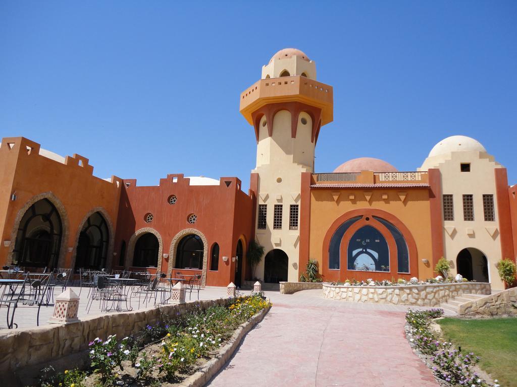 Onatti Beach Resort El Qoseir Esterno foto